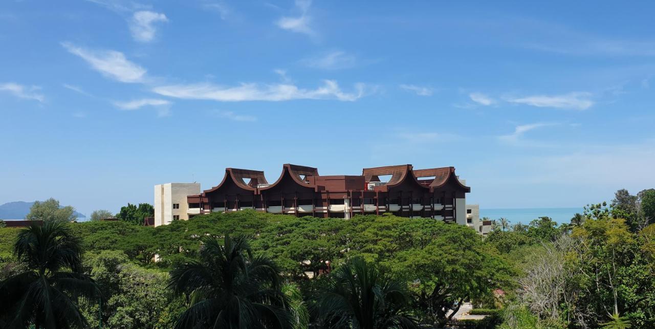 Sri Sayang By Coral Holiday Resort Batu Ferringhi Exterior foto